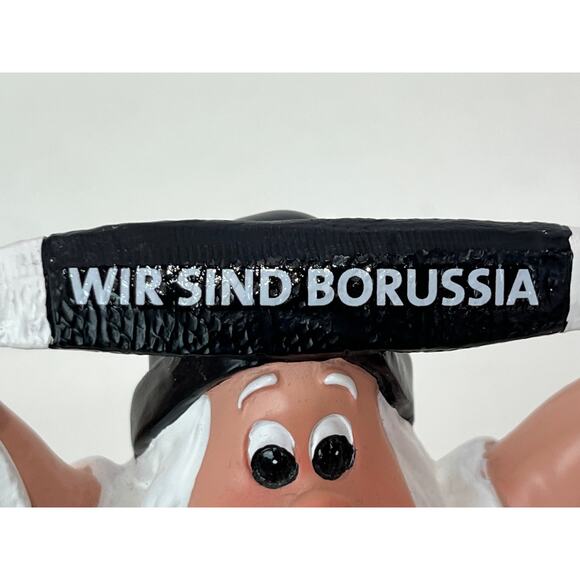 BVB 6" Wir Sind Borussia Dortmund Garden Gnome Scarf Soccer Ball Figure - Picture 5 of 9